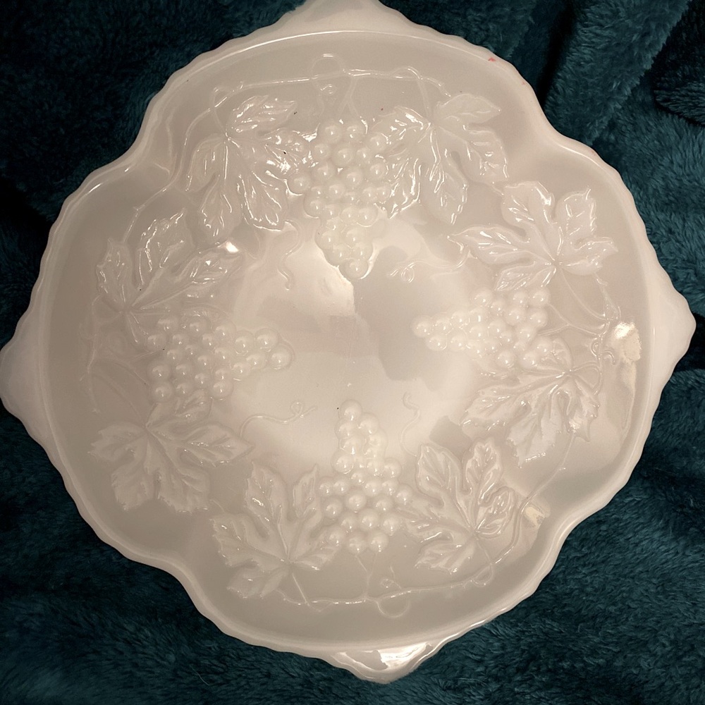 Anchor Hocking White Milk Glass Bowl/Dish-Grape Pattern